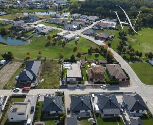 Hrubá Borša, okr. Senec – NA PREDAJ stavebný pozemok vo vyhľadávanom golfovom areáli Green Resort.