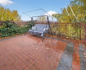 Na predaj priestranná 5-izbová chata s rozľahlým ovocným sadom v krásnej prírode v obci Stará Turá