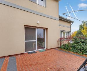 Na predaj priestranná 5-izbová chata s rozľahlým ovocným sadom v krásnej prírode v obci Stará Turá