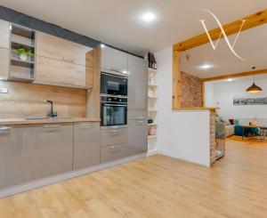 Na predaj: priestranný rodinný dom v obľúbenej lokalite Suchá nad Parnou