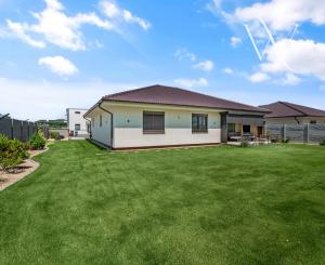 NA PREDAJ unikátny, samostatný 4-iz Rodinný dom priamo v DS