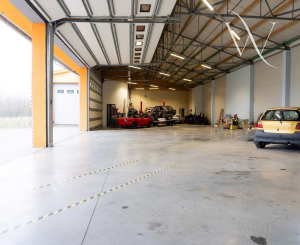 Predaj modernej polyfunkčnej haly s administratívnou budovou, v atraktívnej priemyselnej zóne Bratislava IV – Lamač