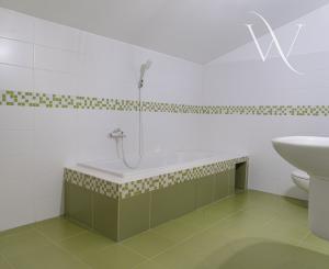 Predaj modernej polyfunkčnej haly s administratívnou budovou, v atraktívnej priemyselnej zóne Bratislava IV – Lamač