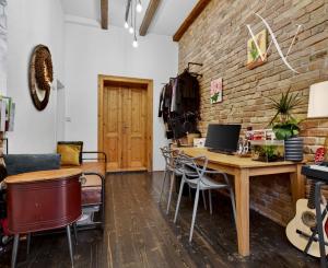 Štýlový 1-izbový byt s terasou BA-Staré mesto