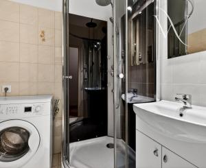 2-izbový byt 54 m² s výťahom, lokalita Petržalka