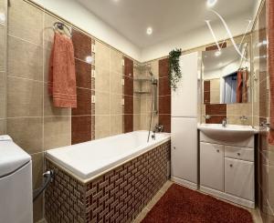 Na prenájom 4-izbový zariadený byt s balkónom v KNM