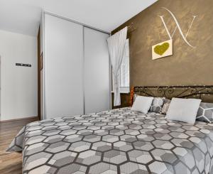 NA PREDAJ zariadený 3iz byt s veľkorysou záhradou a terasou✅