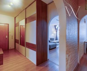 Priestranný 3- izbový byt vo vynikajúcej lokalite na predaj, Senec- Kollárova ulica