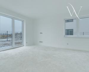 Veľkometrážny 2-izbový byt s balkónom v novostavbe na predaj, Cífer-Pác