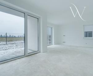 Veľkometrážny 2-izbový byt v novostavbe so záhradkou na predaj, Cífer-Pác