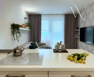 Na predaj pekný 3 izbový byt s predzáhradkou, terasou a park. státim - Martin