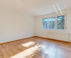 SENEC – NA PREDAJ 3 izbový byt v priamom centre mesta