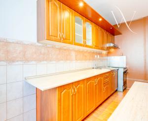 SENEC – NA PREDAJ 3 izbový byt v priamom centre mesta