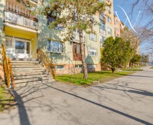 SENEC – NA PREDAJ 3 izbový byt v priamom centre mesta