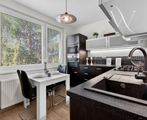 Bernolákovo, okr. SC - NA PREDAJ - plnohodnotný 2-izbový byt kúsok od priameho centra