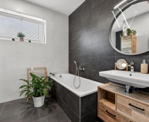 3 izbový byt v obľúbenom projekte Lastovičky Nová Dedinka, na predaj