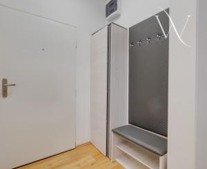 Na predaj štýlovo zariadený 1 izbový byt v Bratislave-Staré Mesto