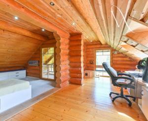 Luxusný nízkoenergetický zrub Podzámčok pri Zvolene – súkromie, príroda a pozemok 11 000 m²