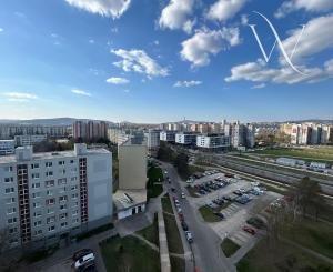 Svetlá garsónka s balkónom, 11/12 posch. – prenájom