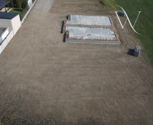 Na predaj exkluzívny stavebný pozemok na konci slepej ulice v obci Voderady