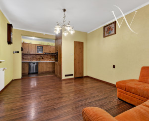 NA PREDAJ priestranný 6-iz Rodinný Dom v Stupave