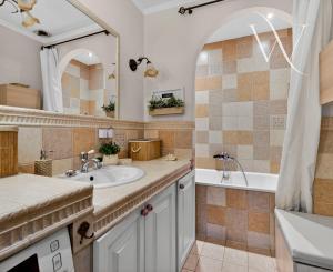 Štýlový rodinný dom vo vynikajúcej lokalite na predaj, Rovinka