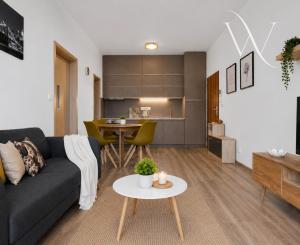 Moderný 2-izbový byt s veľkou terasou a parkovacím miestom | Senec – Nová Tehelňa