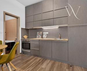 Moderný 2-izbový byt s veľkou terasou a parkovacím miestom | Senec – Nová Tehelňa