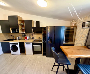 Na predaj luxusný apartmán pri mori -Rovinj Chorvátsko