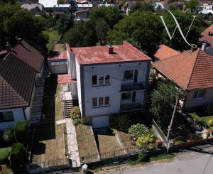 Prerobený rodinný dom s garážou a priestranným pozemkom v Turanoch