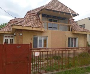 Na predaj 4-izbový rodinný dom v centre Hurbanova