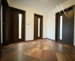Na prenájom 3-izbový byt s balkónom Kysuckom Novom Meste