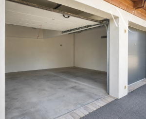 Na predaj výnimočný 3-izbový byt s 94 m² predzáhradkou, parkovaním a možnosťou dvoch garáží v Dunajskej Strede