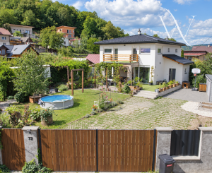 Na predaj veľmi pekný zrekonštruovaný dom v Hričovskom Podhradí