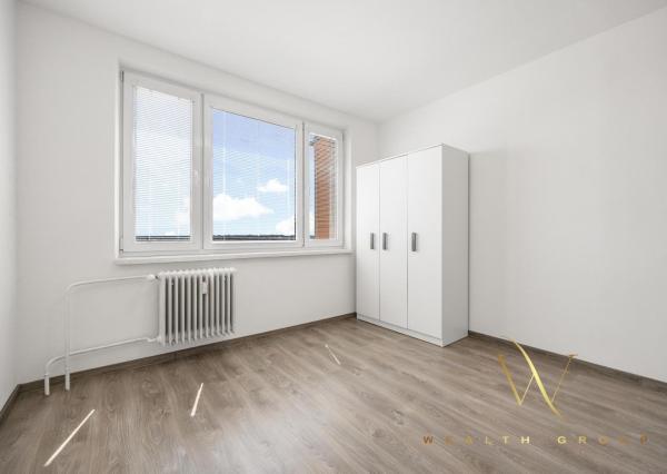 PREDANÝ - Wealth Group ponúka exkluzívne na predaj 3-izbový byt v Senci na Sokolskej ul. v Senci - CENTRUM