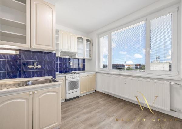 PREDANÝ - Wealth Group ponúka exkluzívne na predaj 3-izbový byt v Senci na Sokolskej ul. v Senci - CENTRUM