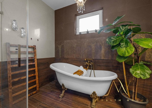 PREDANÉ - Wealth Group ponúka exkluzívne na predaj rodinný dom s krásnym veľkým a upraveným pozemkom