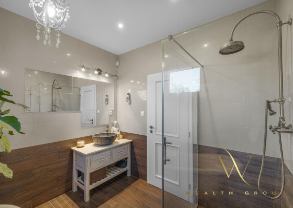 PREDANÉ - Wealth Group ponúka exkluzívne na predaj rodinný dom s krásnym veľkým a upraveným pozemkom