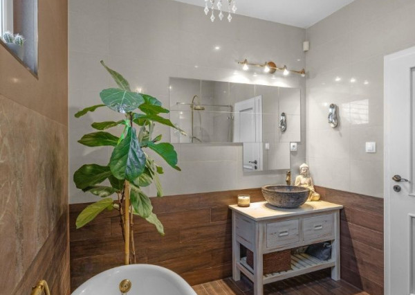 PREDANÉ - Wealth Group ponúka exkluzívne na predaj rodinný dom s krásnym veľkým a upraveným pozemkom