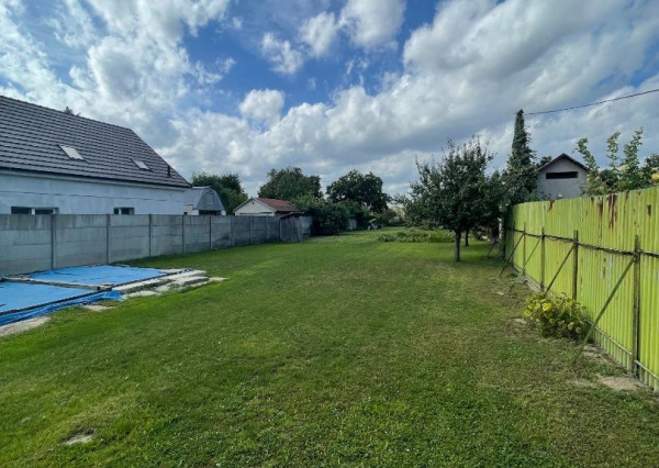 PREDANÝ - Wealth Group ponúka exkluzívne na predaj veľkometrážny pozemok Zálesie