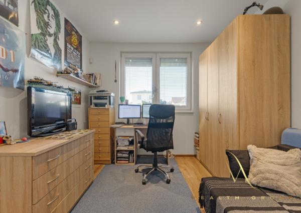 Senec, časť Malý Biel – na predaj nízkoenergetický, 4 izbový murovaný rodinný dom ul. Bazová