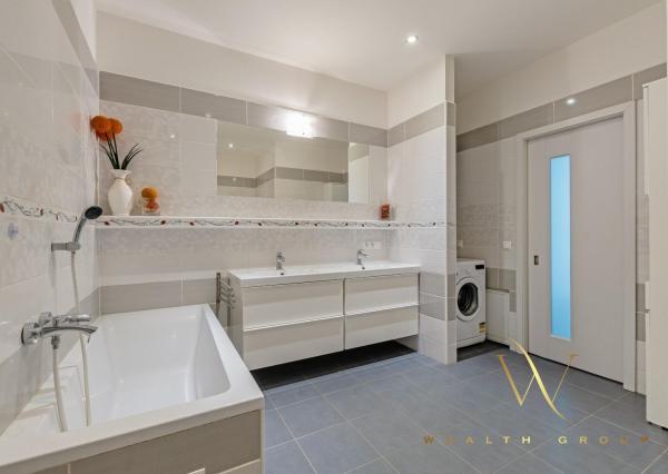 Senec, časť Malý Biel – na predaj nízkoenergetický, 4 izbový murovaný rodinný dom ul. Bazová