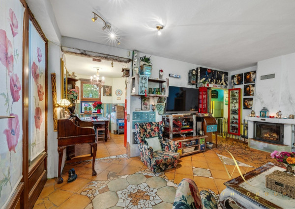 PREDANÝ - Wealth Group ponúka exkluzívne na predaj 4-izbový dom v Bratislave Ružinove za cenu bytu