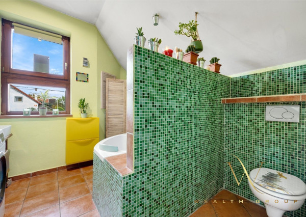 PREDANÝ - Wealth Group ponúka exkluzívne na predaj 4-izbový dom v Bratislave Ružinove za cenu bytu