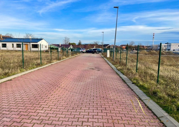 REZERVOVANÉ Stavebný pozemok v obľúbenej lokalite Nová Tehelňa Senec