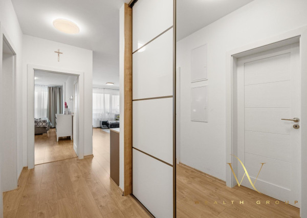 REZERVOVANÝ Senec (časť Senec Gardens) – na predaj novostavba 2 izbového nadšandardného bytu s parkovacím státim, loggiou a vlastným kúrením