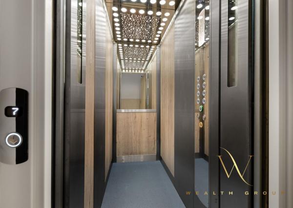 PREDANÝ - Wealth Group ponúka exkluzívne na predaj veľkometrážny 2-izbový byt v Senci na ul. Košická v Senci s krásnym výhľadom v centre mesta