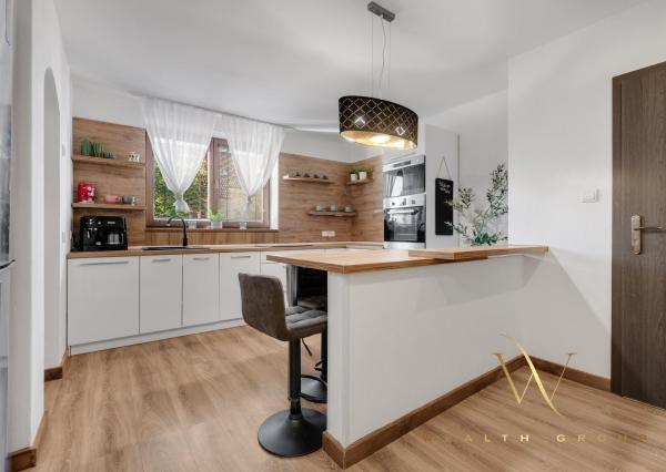 PREDANÝ - Wealth Group ponúka exkluzívne na predaj 5 izbový zariadený byt v meste Senec v tichom prostredí - ihneď voľný