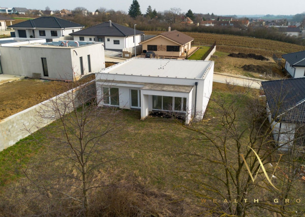 4 - izbová novostavba rodinného domu v obci Zvončín, na predaj