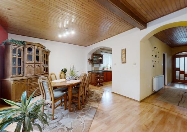 4 izbový rodinný dom v obci Konská na predaj, krásny výhľad, tiché prostredie len 3 km od Rajeckých Teplíc